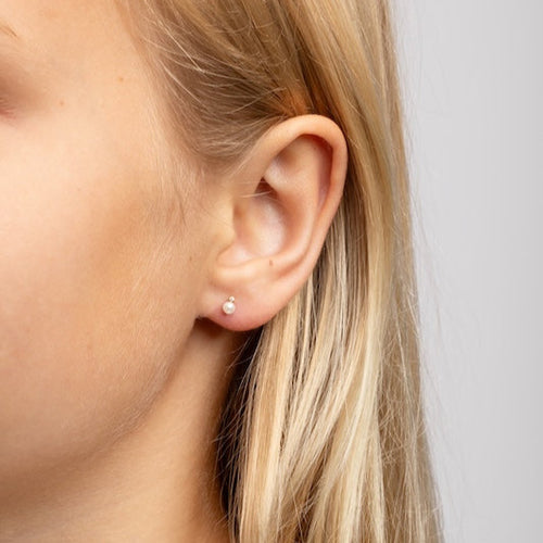 Nano Coco Pearl Stud Earrings