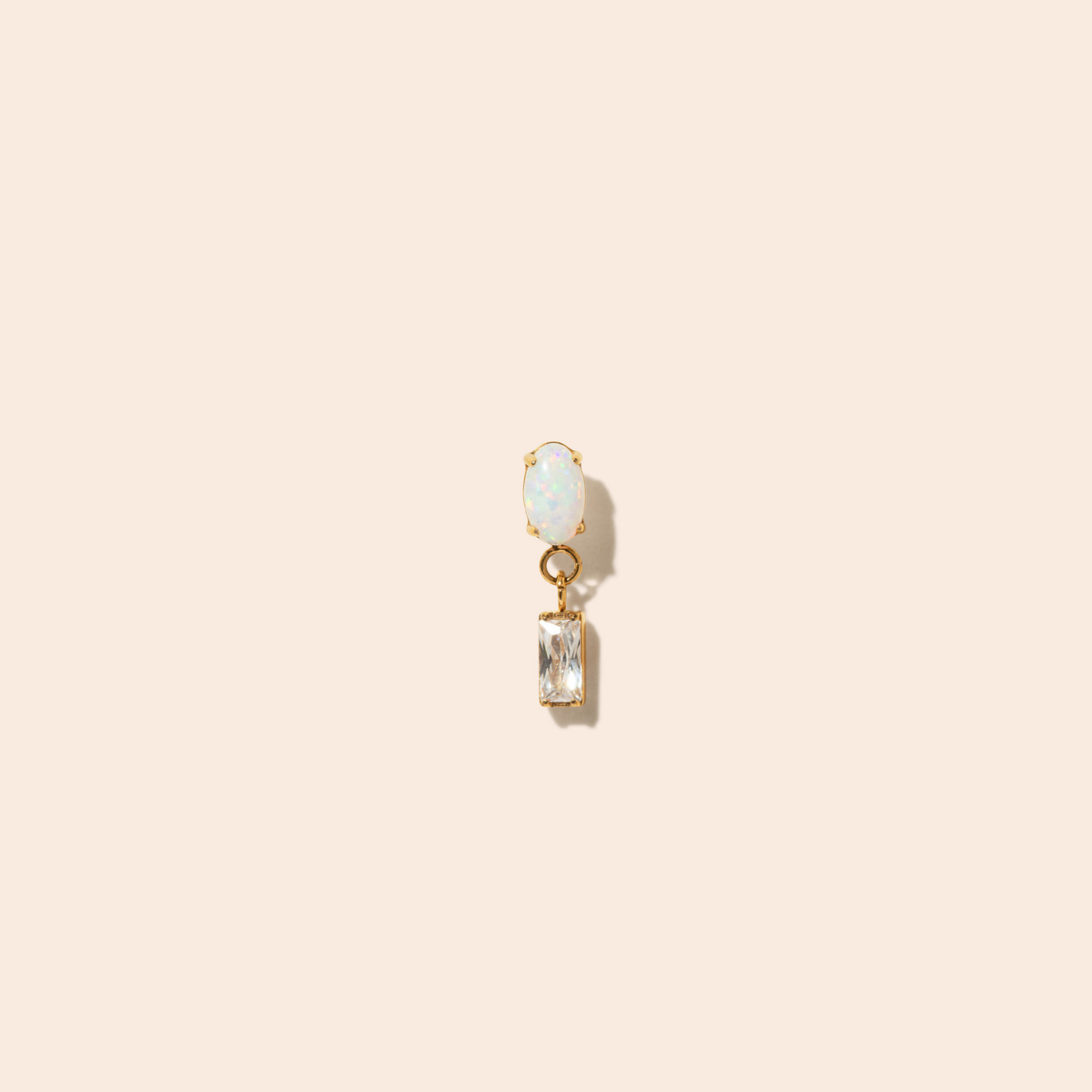 Single Perla Flat Back Stud Earring