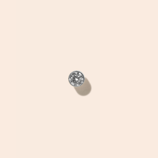 Single Senna Flat Back Stud Earring