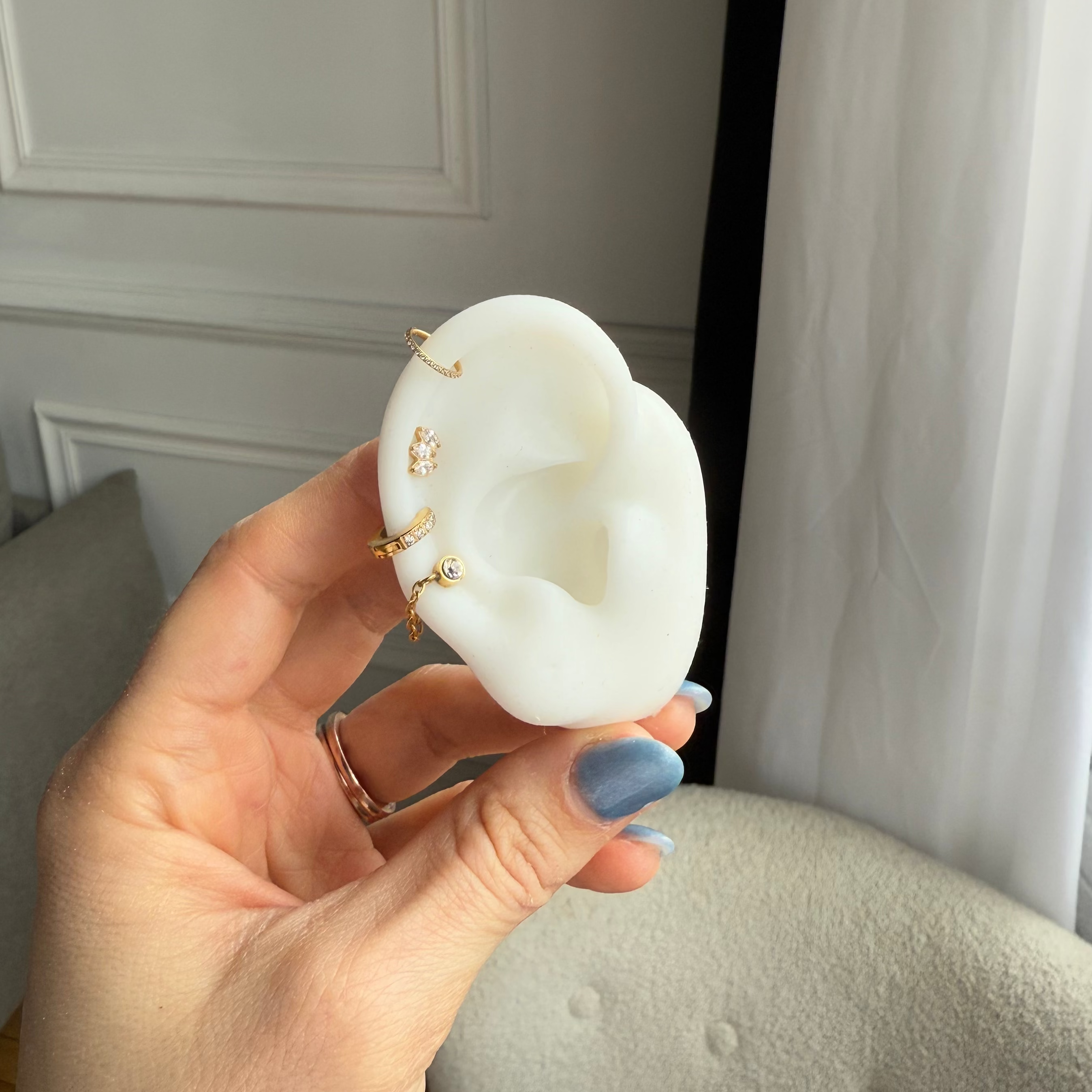Mira Stud Earrings