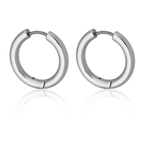 18MM HUGGIE HOOPS | Earrings | Tini Lux ||TLW01EH18MS